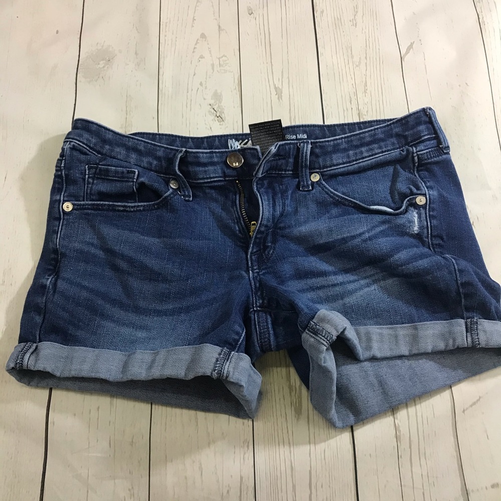 Mossimo Mid Rise Cuffed Jean Shorts, 4